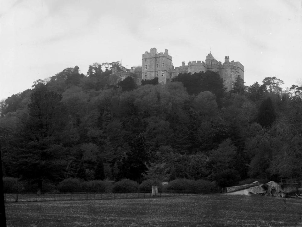 Castle on a hill (1294075)