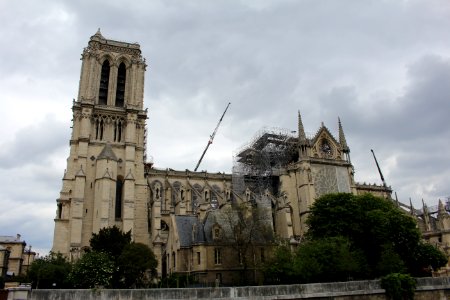 Cathédrale Notre-Dame façade sud Paris 6
