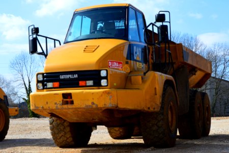 Caterpillar 730 + left.Spielvogel
