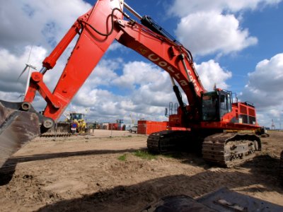 Caterpillar 385C L (owner Cofra) p2