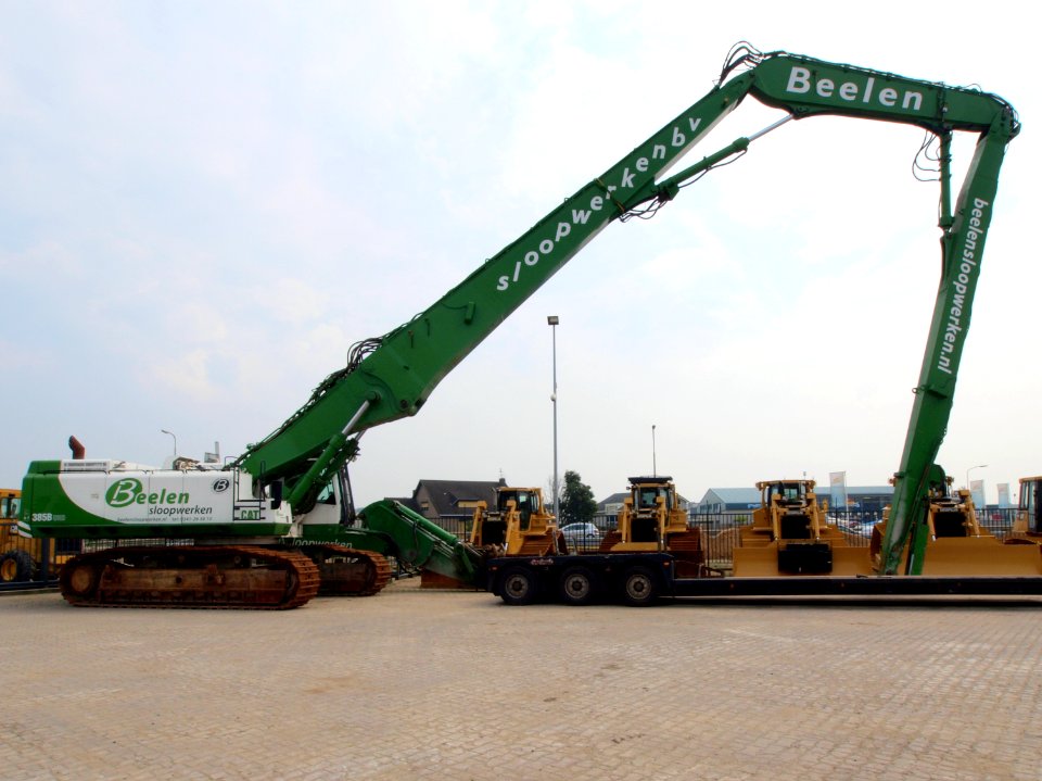 Caterpillar 385B UHD p1