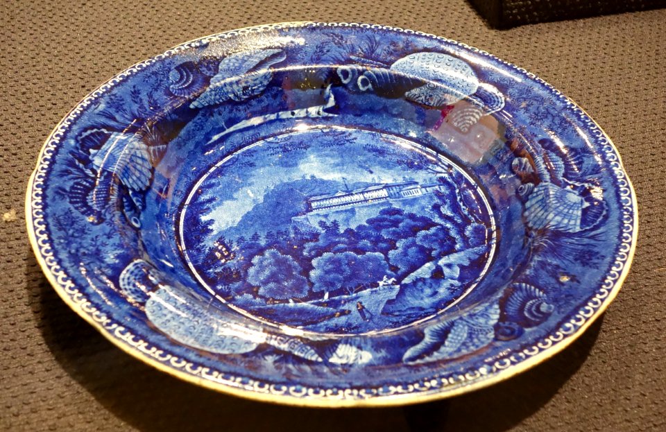 Catskill Mountain House (soup plate), Enoch Wood & Sons, Burslem, England, c. 1840, glazed earthenware - Brooklyn Museum - DSC09358