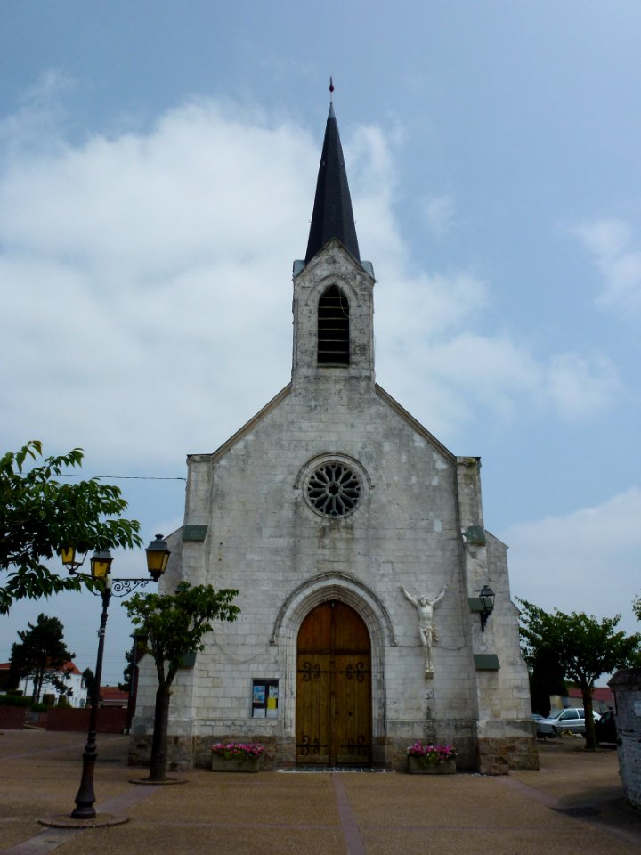 Cauchy-à-la-Tour (Pas-de-Calais, Fr) église