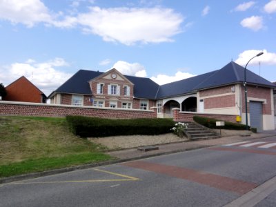 Castres (Aisne) mairie-école