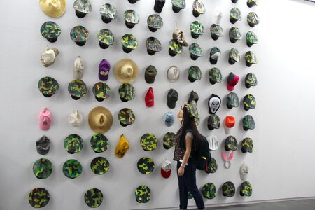 Museum hat girl