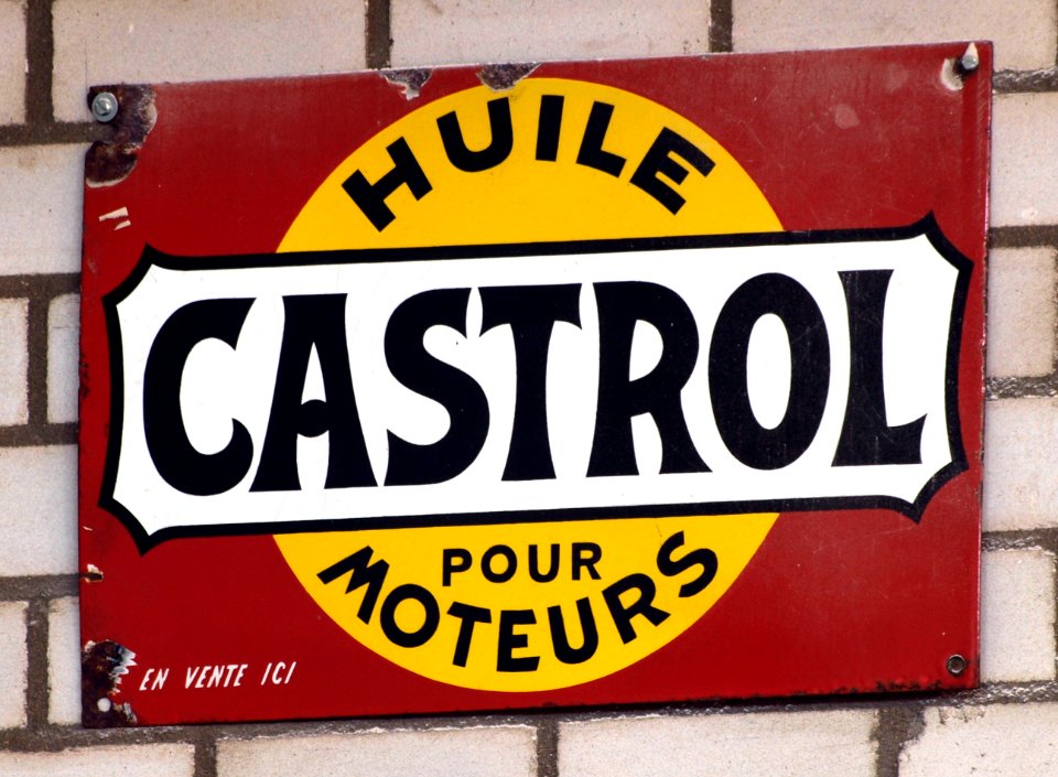 CASTROL huile pour moteurs pic2, enamel advertising sign