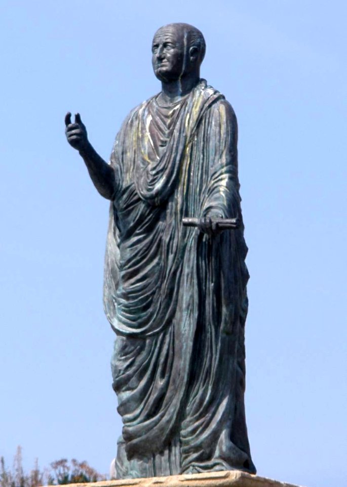 Castro Urdiales - Monumento al Emperador Vespasiano 2