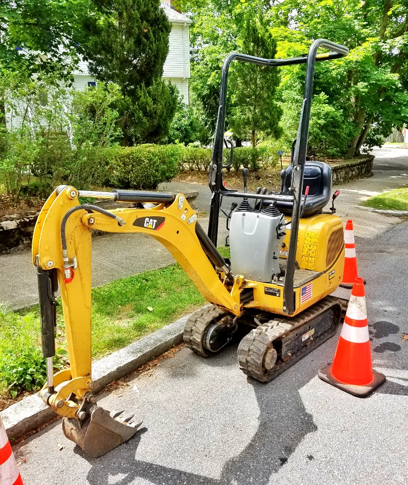 CAT 300.9D - Arlington, MA - 02