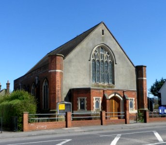 Caterham Methodist Church, Coulsdon Road, Caterham (April 2013) (2)