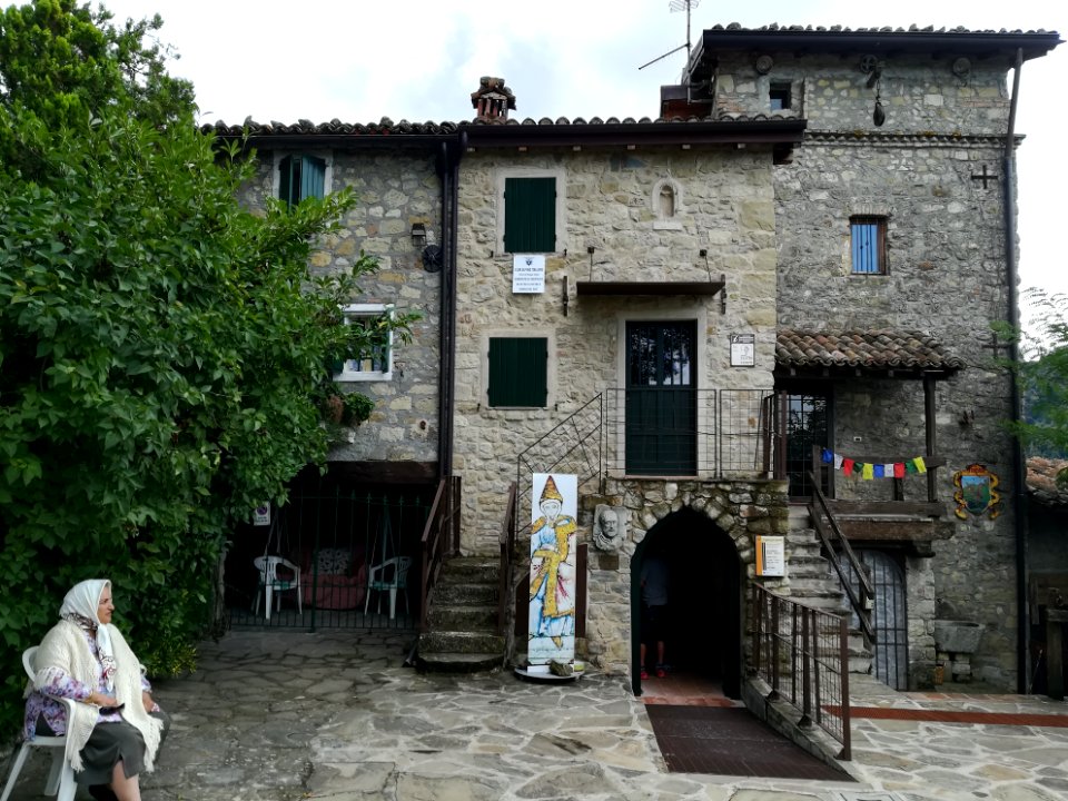 Castello di Canossa 145