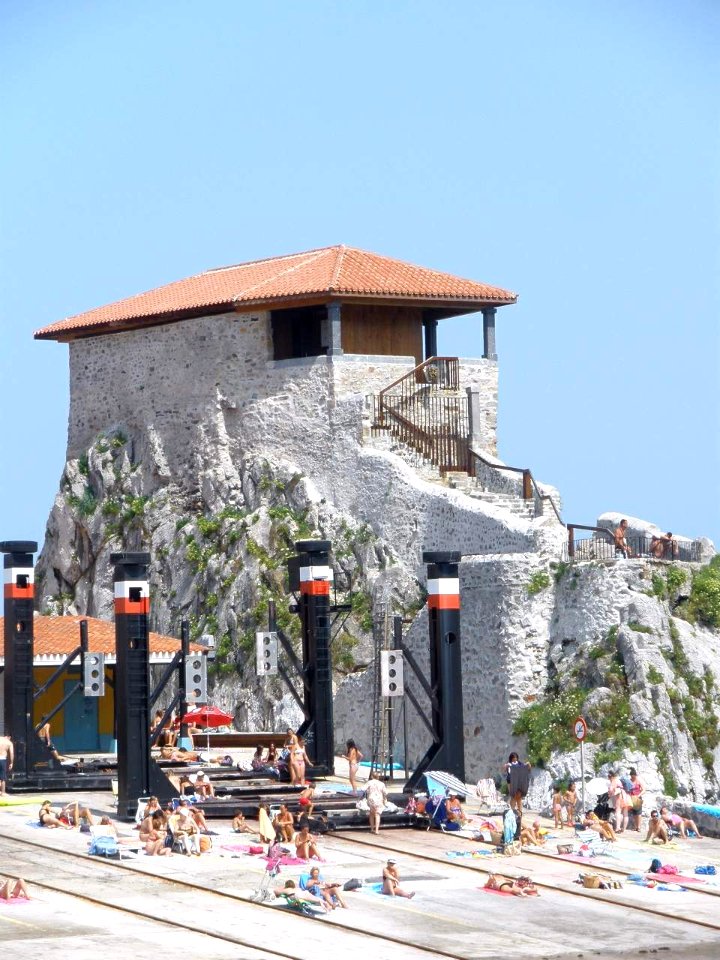 Castro Urdiales - Ermita de Santa Ana