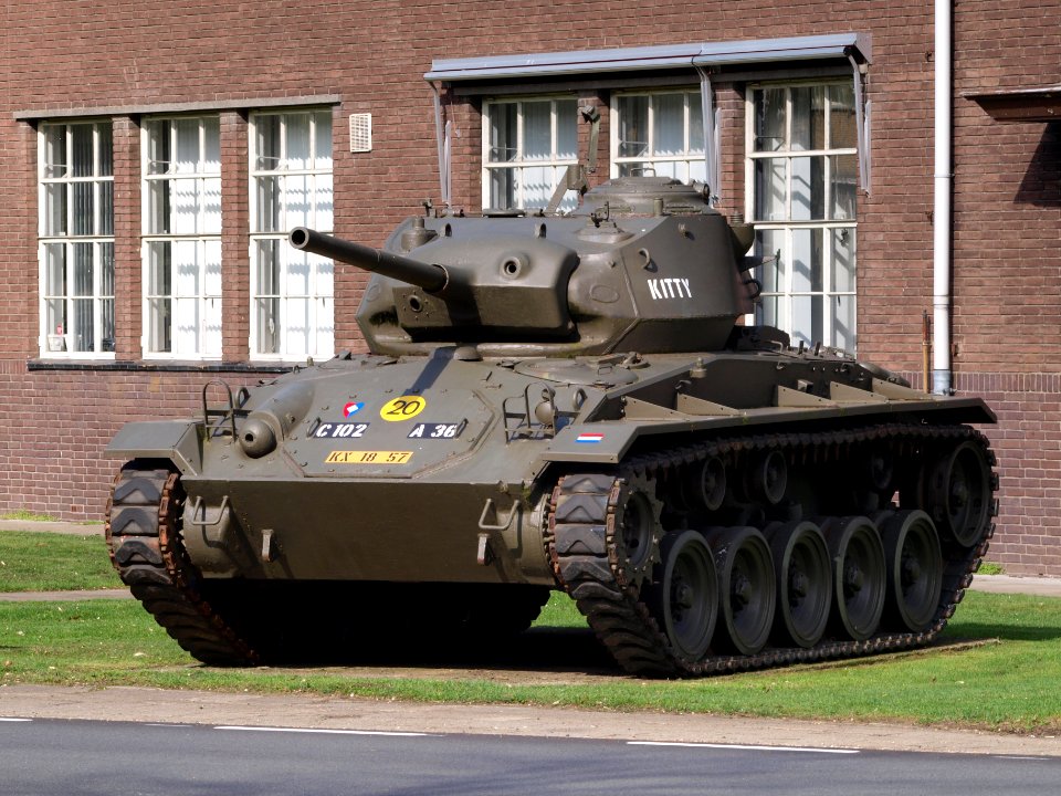 Cavalerie Museumdag 2010, M24 Chaffee Kitty C102 A36 (10April2010)