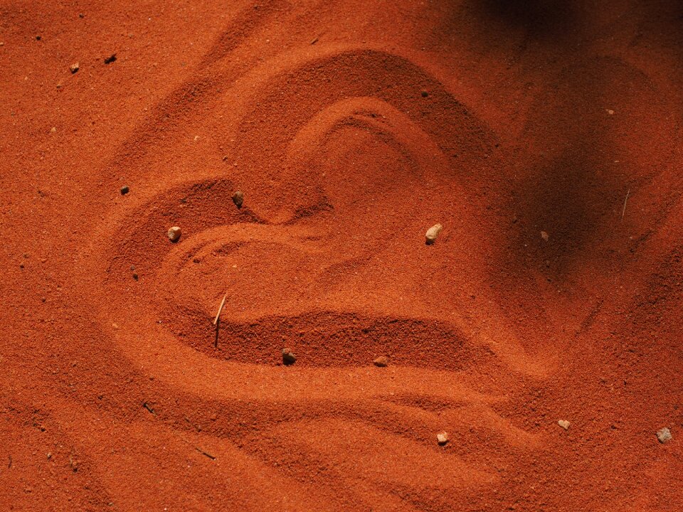 Liebesbeweis red roter sand