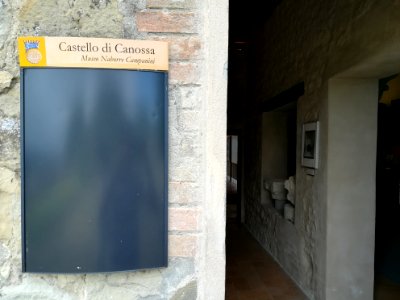 Castello di Canossa 55
