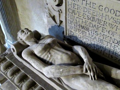 Cave monument, Chicheley 02
