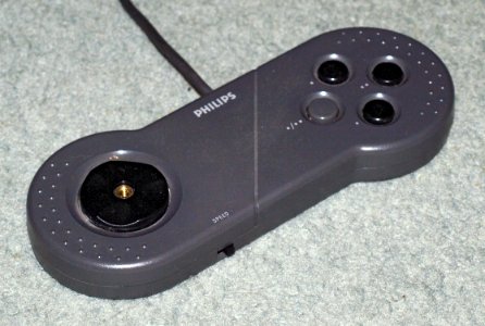 CD-i Gamepad picture 3
