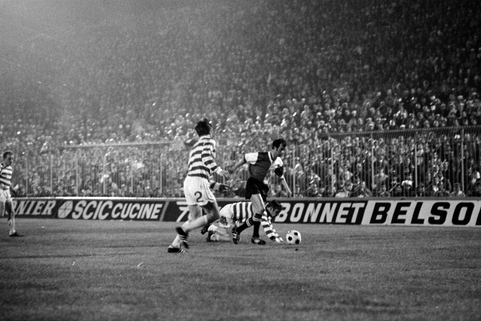 Celtic tegen Feijenoord 1-2 finale Europacup-I in Milaan Moulijn in duel met Ha, Bestanddeelnr 923-5031