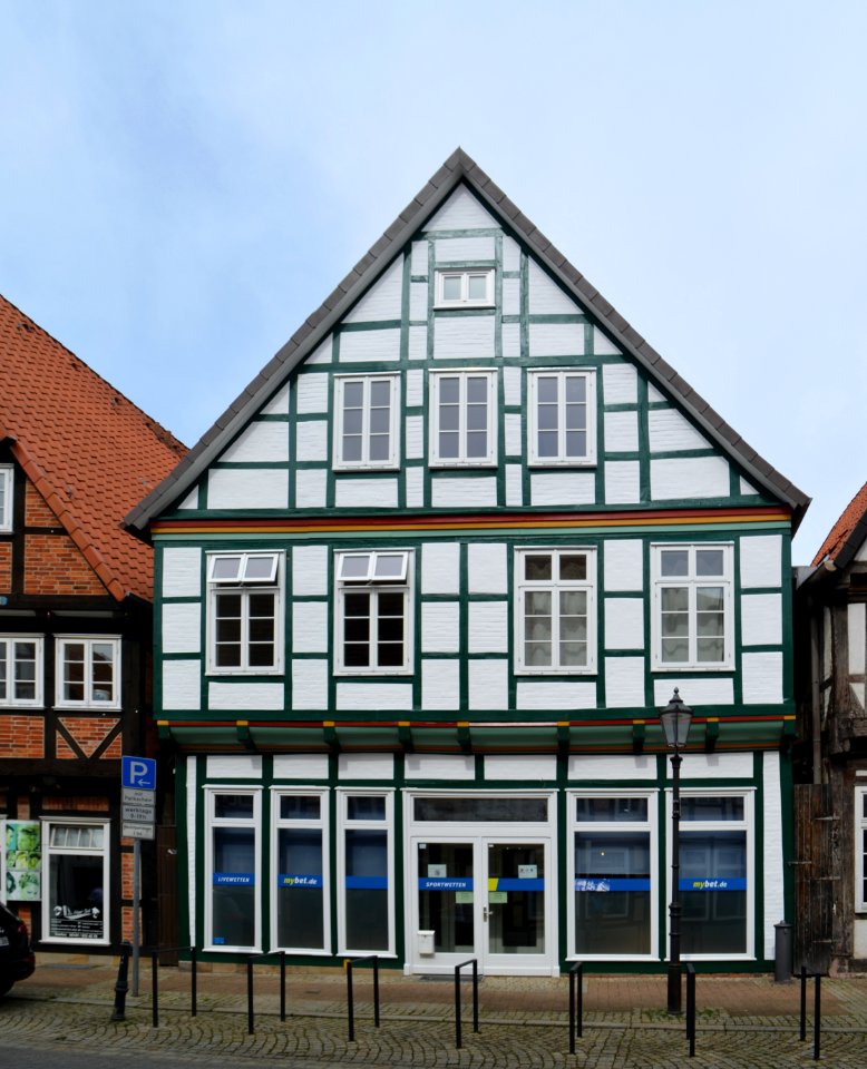 Celle, Am heiligen Kreuz 16
