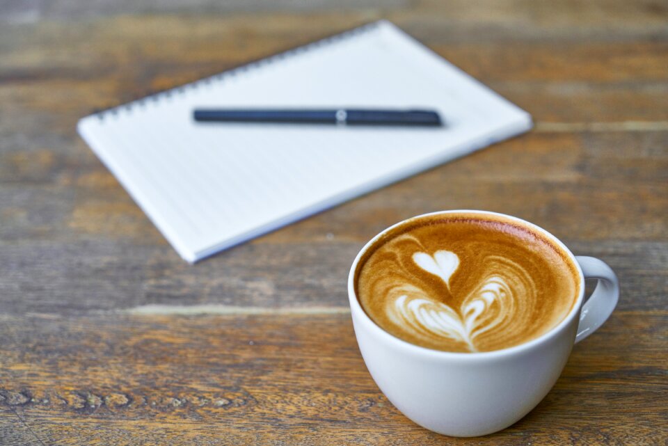 Beverage cup coffee cup