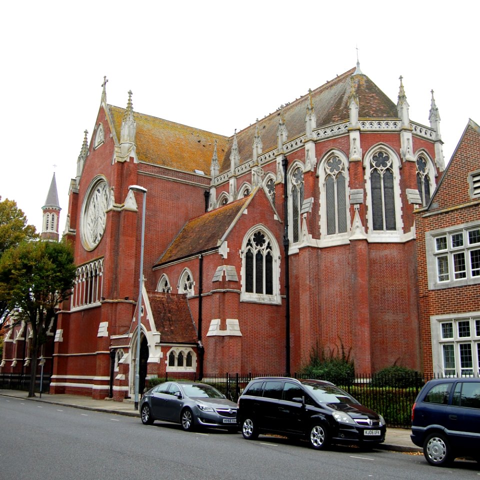 Cathedral of St John the Evangelist (RC), Bishop Crispian Way, Portsmouth (October 2017) (1)