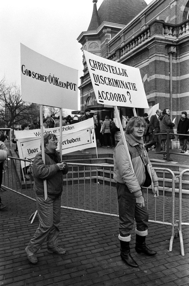 CDA partijraad in Arnhem o.a. over de ontwerpresolutie homofilie CDA-fractievoor, Bestanddeelnr 933-1806