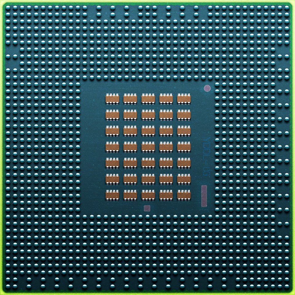 Cell-BE-90-underside