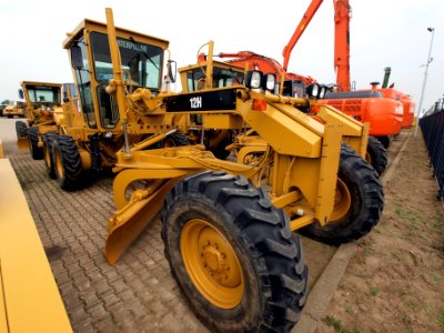 Caterpillar 12H
