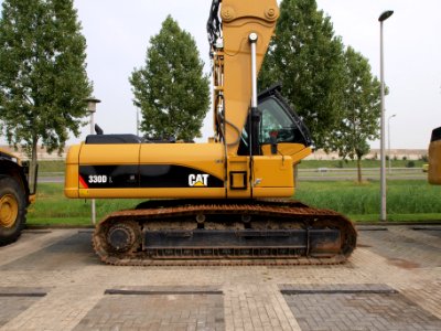 Caterpillar 330DL p2
