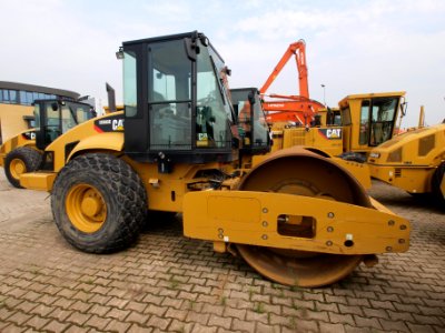 Caterpillar CS563E p1