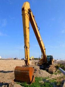 Caterpillar C330CL p1