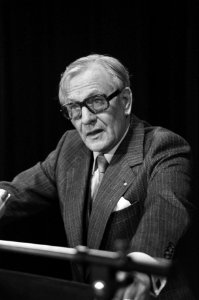 CDA bijeen onder motto Daar gaat het om in Dronten H.H.L. Weststrate sr. , vo, Bestanddeelnr 930-7231