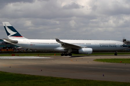 CathayPacificAirways A330 fukuoka 20050925105508
