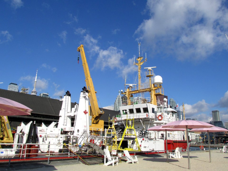 CCGS Limnos Jarvis Slip pvoberstein 09