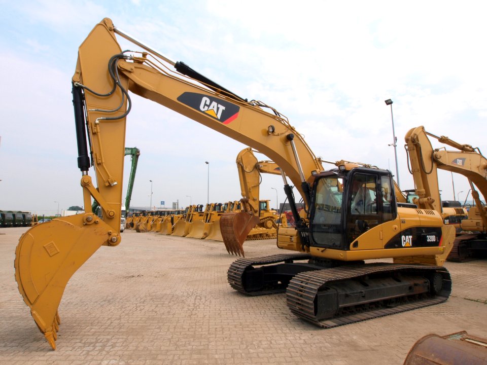 Caterpillar 320D p4