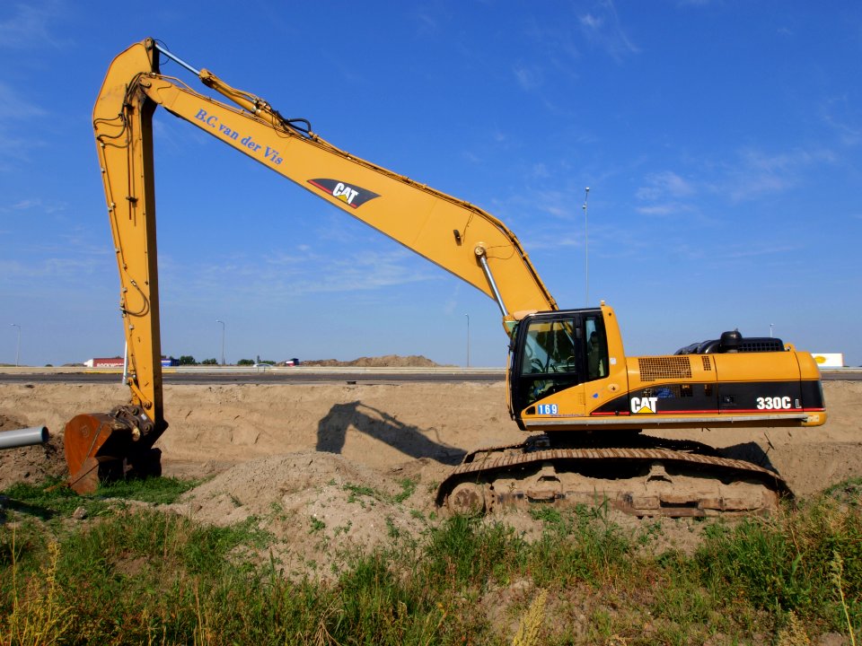 Caterpillar C330CL p2