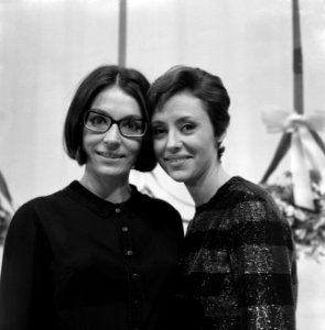 Caterina Valente show , opname Carre hier met Nana Mouskouri, Bestanddeelnr 919-2225