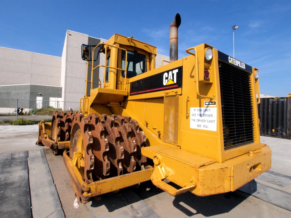 Caterpiller 825C p2