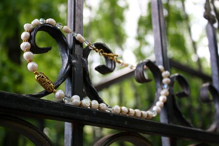 Pearl chaplet ornament
