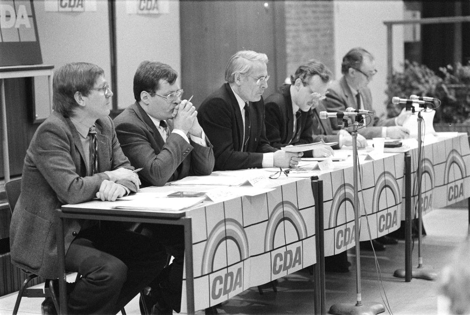 CDA-onderwijsconferentie in Oegstgeest, opdracht CDA, Bestanddeelnr 932-9087