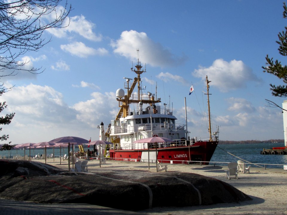 CCGS Limnos Jarvis Slip pvoberstein 03