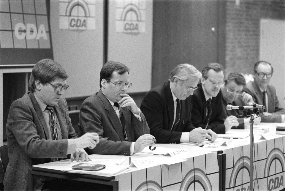 CDA-onderwijsconferentie in Oegstgeest, opdracht CDA, Bestanddeelnr 932-9090