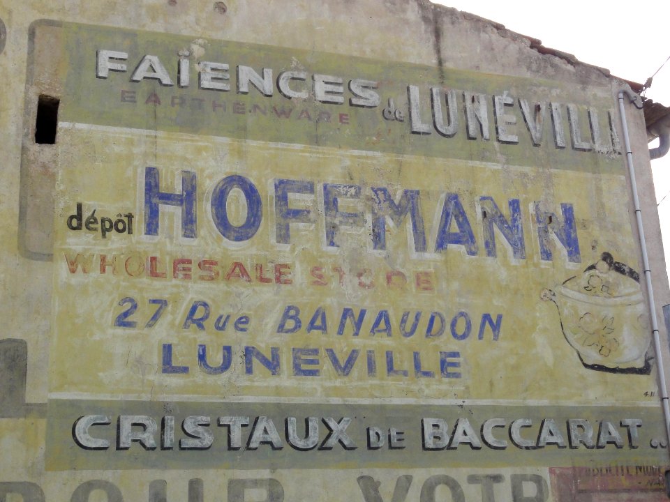 Chanteheux (M-et-M) publicité peinte sur mur