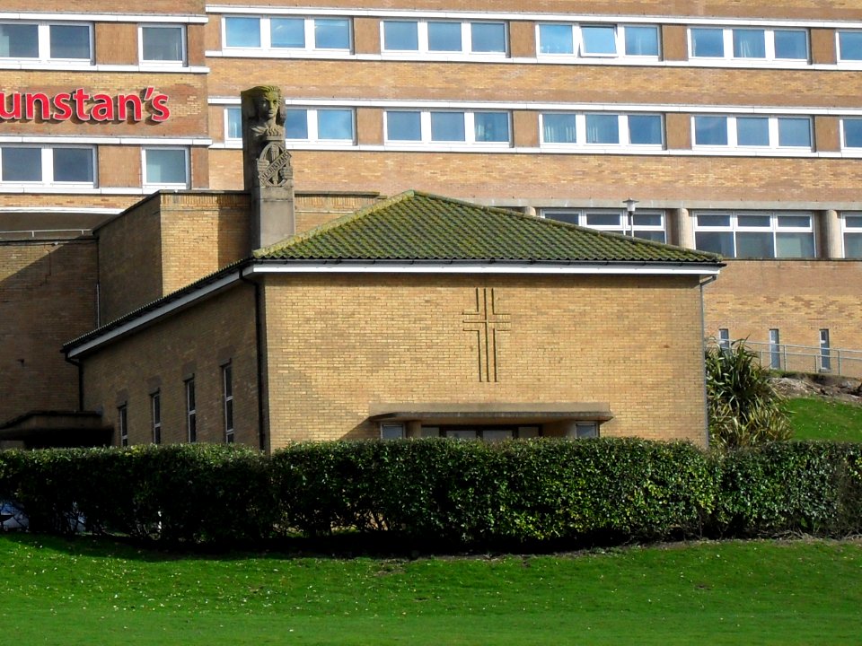 Chapel at Ian Fraser House (St Dunstan's), Greenways, Ovingdean (NHLE Code 1380547) (February 2011) (2)