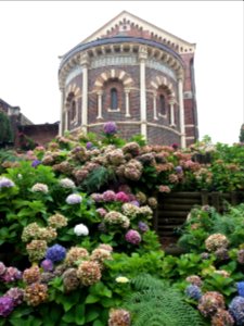 Chapelle impériale de biarritz - Chevet et jardin