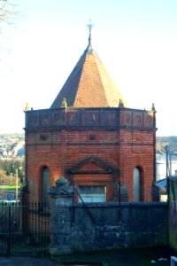 Chapel at Former Jewish Cemetery, Florence Place, Brighton (NHLE Code 1380504) (December 2013) (2)