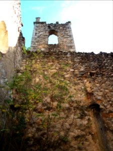 Chapelle Notre Dame de Tous Biens - Mur est et mur de façade
