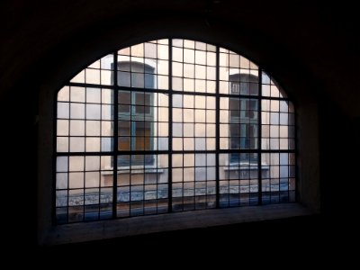 Chapelle de la Trinité de Lyon - Étage - Fenêtre sur le passage Ménesnestrier
