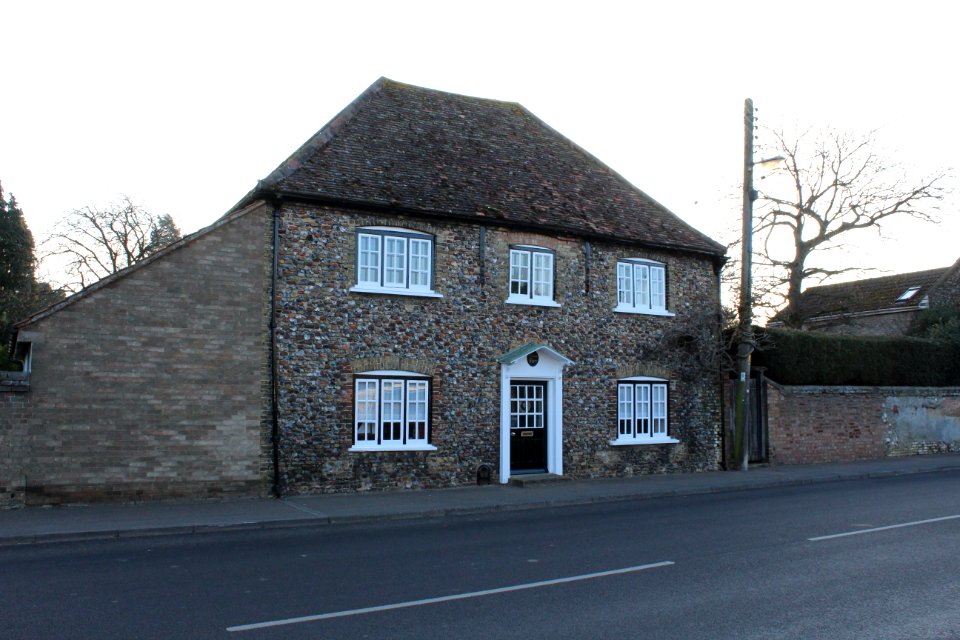Chalk Farmhouse Lakenheath 2