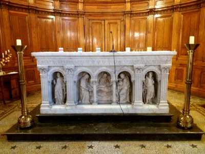 Chapelle des Sœurs de Saint Joseph de Lyon - Autel