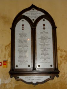 Chamouilley (Haute-Marne) église, plaque monument aux morts